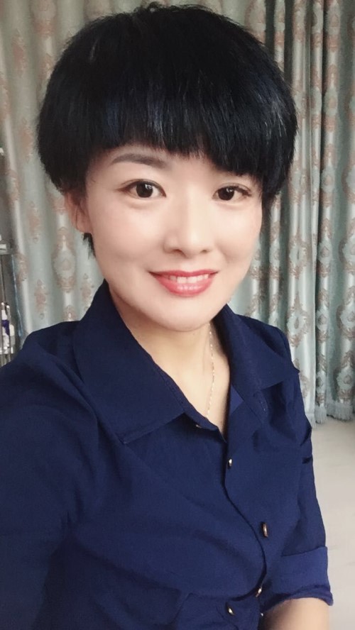 纖指圓夢想！保定東方技工學(xué)校創(chuàng)業(yè)者——李丹！  