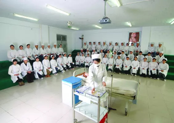 山東力明技工學校有沒有醫(yī)學相關(guān)專業(yè)？