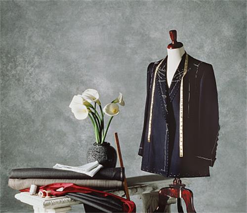 服裝色彩如何搭配？濟(jì)寧服裝設(shè)計(jì)學(xué)校讓你“眼前一亮”！