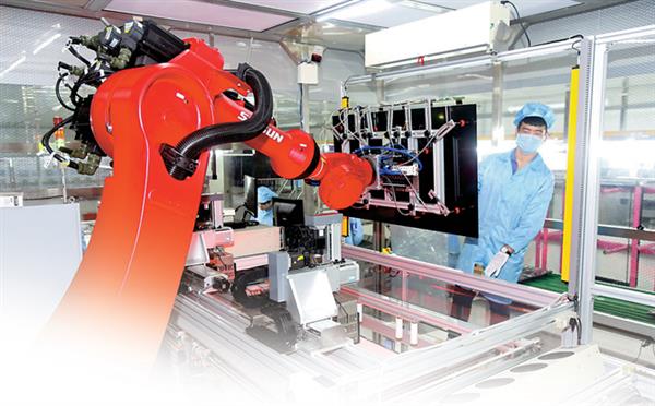 山東機器人學(xué)校：工業(yè)機器人有什么優(yōu)勢？