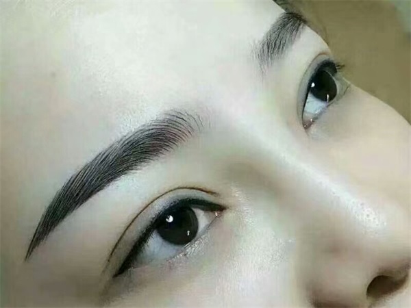 唐山于航美學(xué)形象設(shè)計培訓(xùn)學(xué)校紋繡課程包括哪些內(nèi)容？