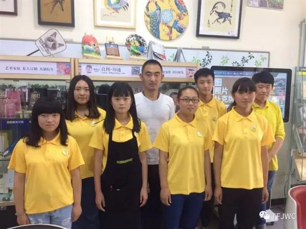 承德騰飛職業(yè)技術(shù)專(zhuān)修學(xué)院的一天