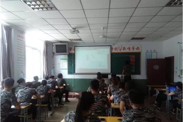 承德騰飛職業(yè)技術(shù)專修學院的一天——7月24日