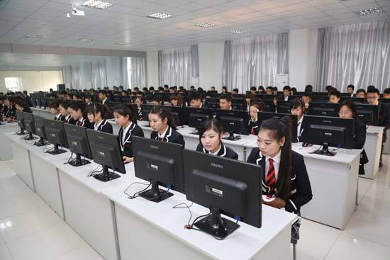 承德騰飛職業(yè)技術(shù)專修學(xué)院計算機應(yīng)用專業(yè)怎么樣？