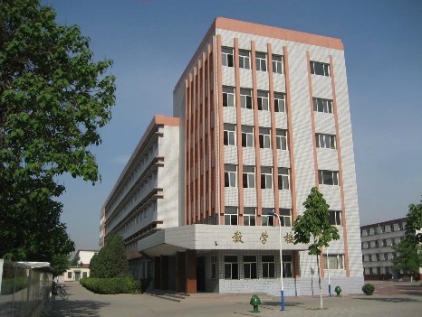 保定哪家學校學習平面設計比較好？   