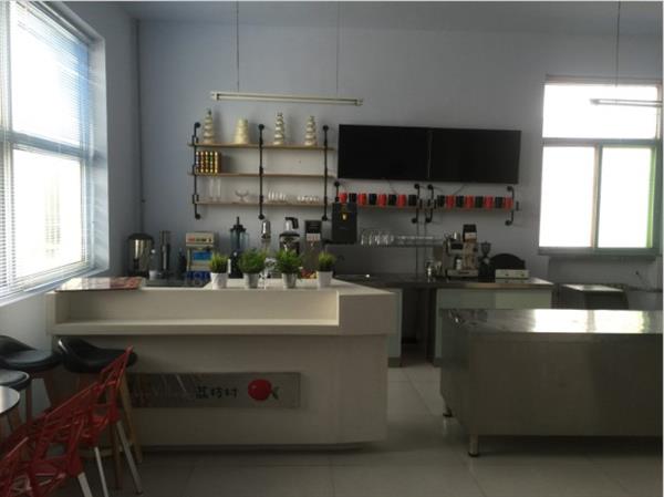 邢臺(tái)荔枝村烘焙專修學(xué)校裝修升級(jí)，圓你烘焙夢