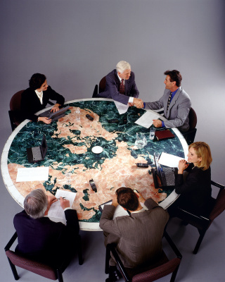 什么是國(guó)際商務(wù)？煙臺(tái)南山學(xué)院來(lái)講講！