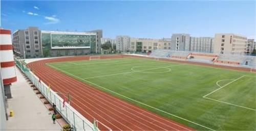 想學(xué)專業(yè)技術(shù)就去張家口機(jī)械工業(yè)學(xué)校！