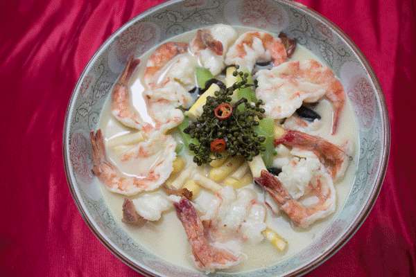 山東藍海：山東省飯店協(xié)會“上海本幫菜”菜品表演培訓班在東營藍海國際大飯店舉行