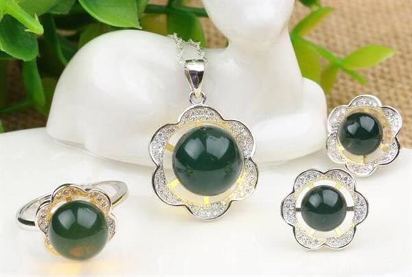 首飾類專業(yè)需要學(xué)習(xí)哪些技能？邢臺汽修服裝學(xué)校為你解答！