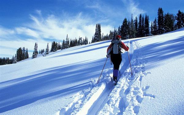 衡水工業(yè)學校為你分享冬季旅游小常識