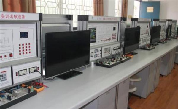 衡水工業(yè)學(xué)?？梢詫W(xué)習(xí)電子技術(shù)應(yīng)用專業(yè)嗎？