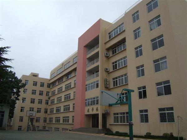 青島市電子信息技術(shù)學(xué)校有哪些電子相關(guān)專業(yè)？