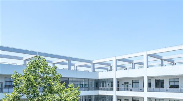 學(xué)歷+技能雙保障？保定新興工業(yè)技工學(xué)校歡迎你！