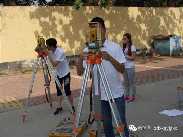 保定新興技校大型匯報(bào)演出及技能節(jié)開(kāi)始啦！